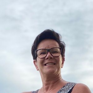 Meet your Posher, Anne